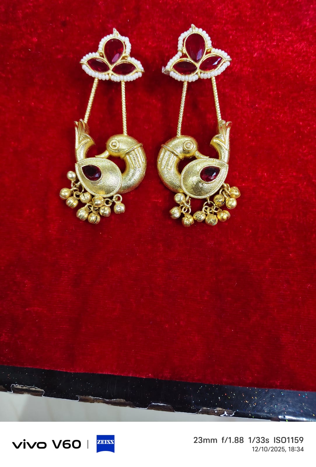 Article comforme à l'image, créez votre style en choisissant votre taille, couleur pour une satifaction parfaite!