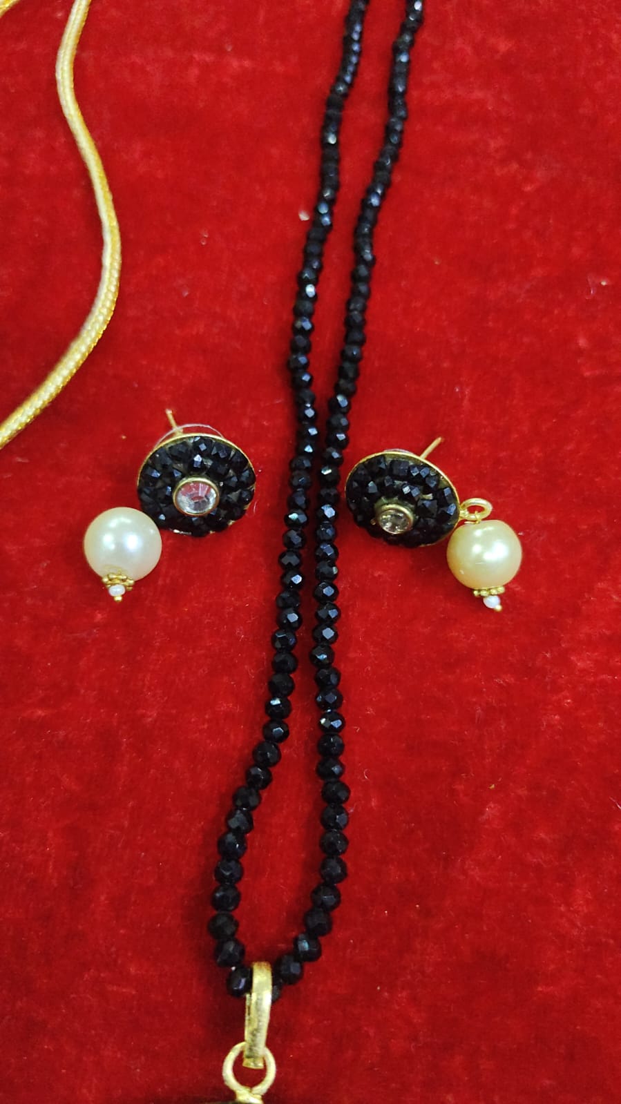 Article comforme à l'image, créez votre style en choisissant votre taille, couleur pour une satifaction parfaite!